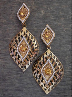 fashion_earirngs_3G144ER25303
